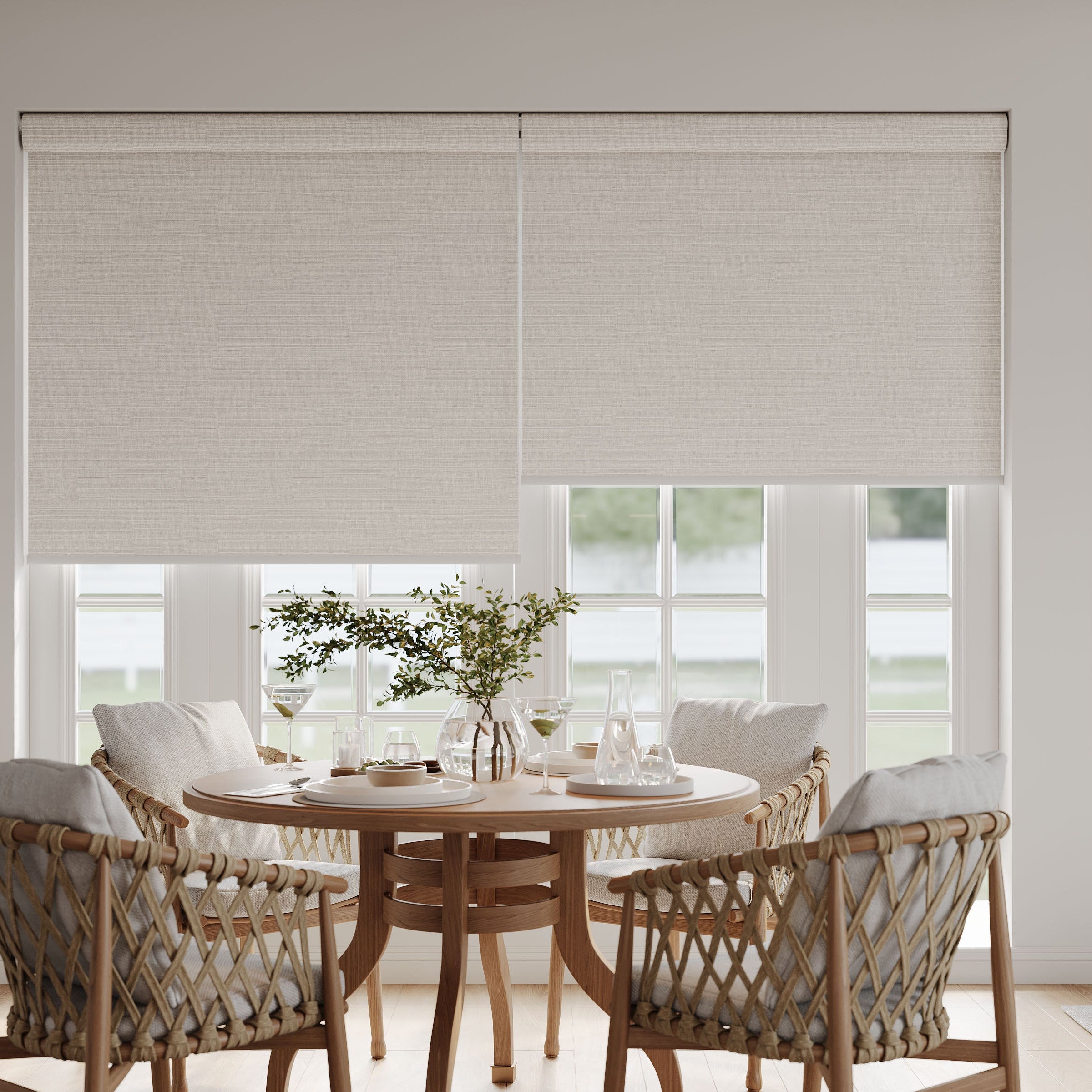 Motorized blinds with smart home and remote control features