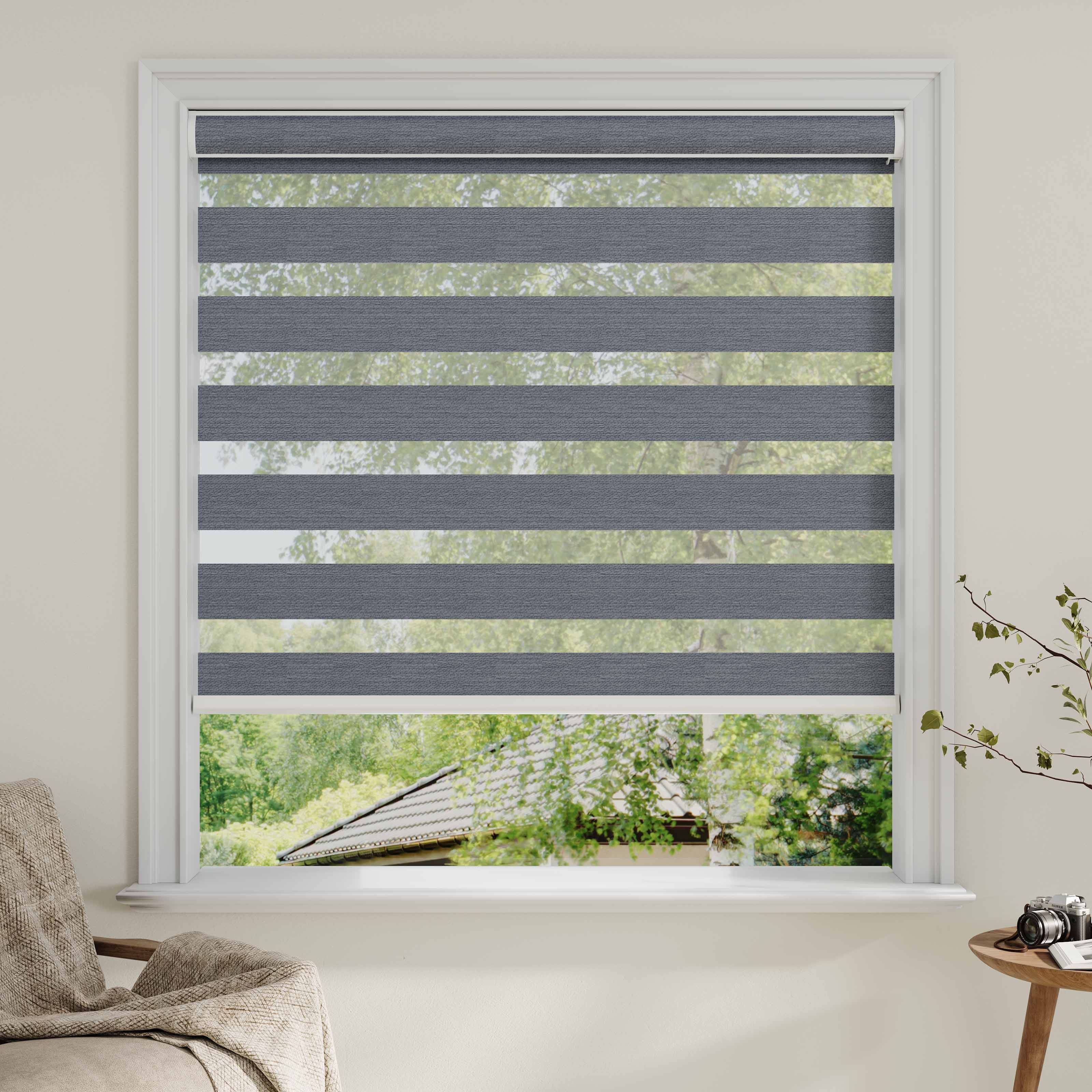 Room darkening Zebra Shades